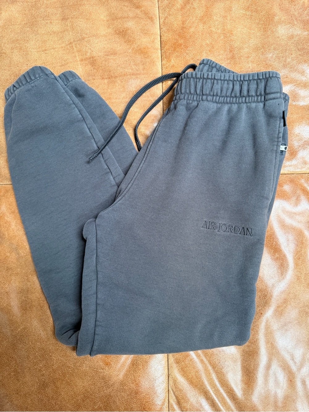 Air Jordan Black/Gray Joggers Size Small Mens Heavyweight Wordmark Logo
